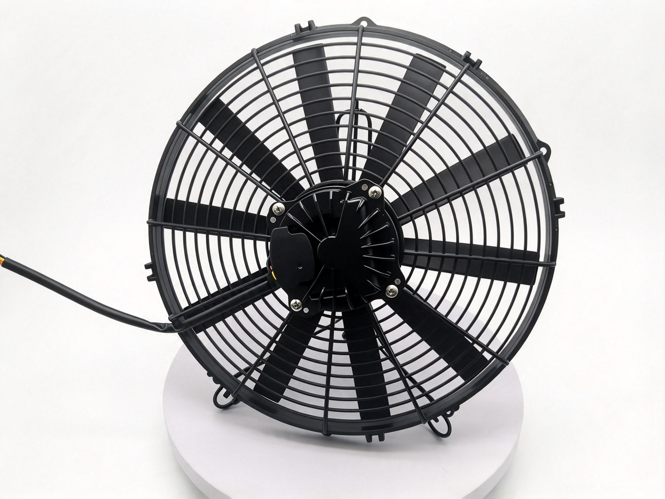 14-Inch 12V Brushless DC Cooling Puller Fan Built for Demanding Thermal Systems