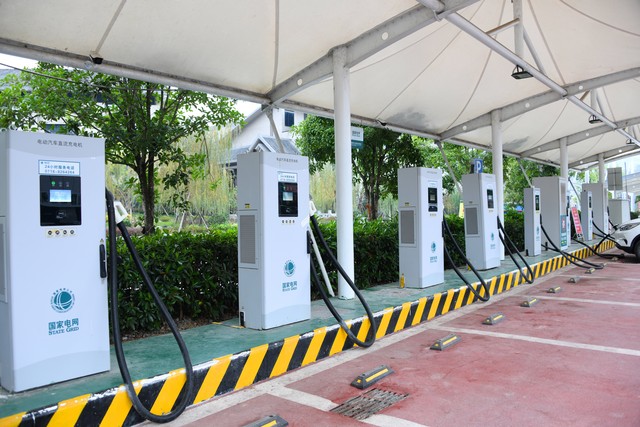 custom cooling fan solution for high-power charging infrastructure